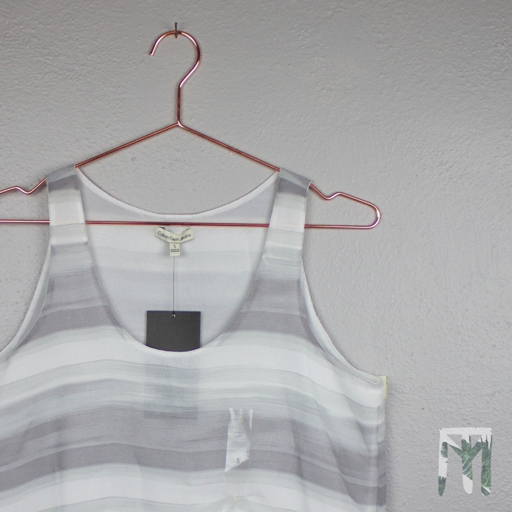 Calvin Klein Women’s Small Vellum Tank Top Blouse